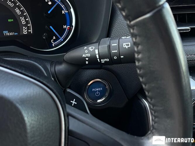 Toyota Rav-4 47 interauto-car