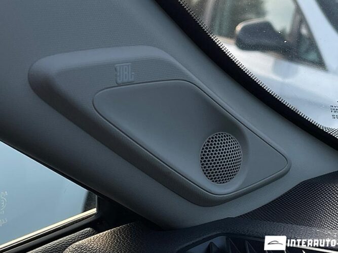 Toyota Rav-4 44 interauto-car