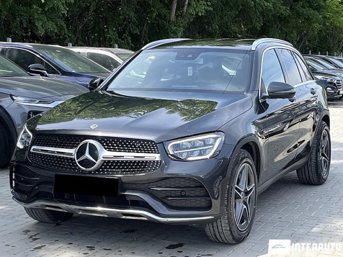 Mercedes GLC 220d 32 interauto-car