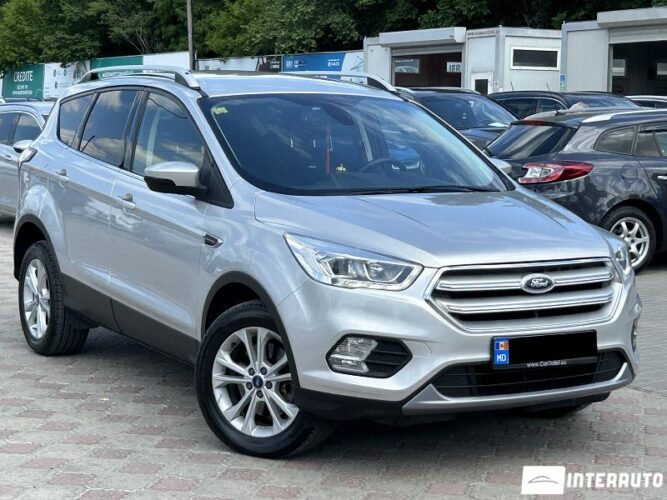 Ford Kuga 32 interauto-car