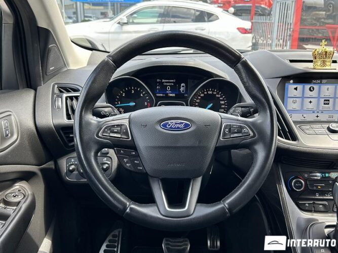 Ford Kuga 39 interauto-car