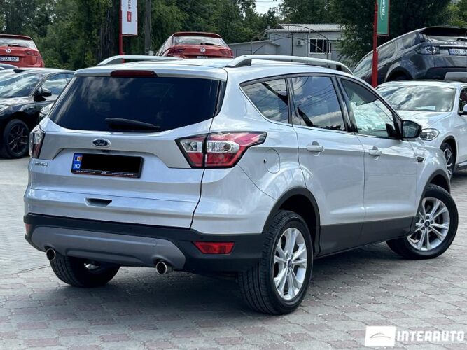 Ford Kuga 31 interauto-car