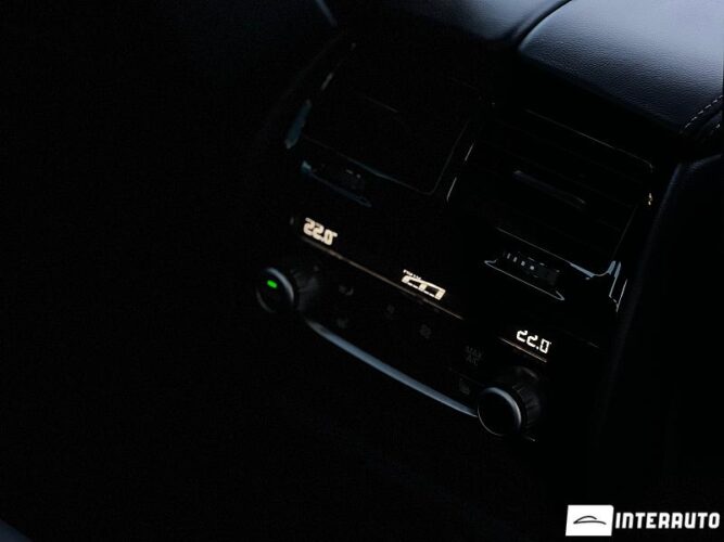 BMW M5 66 interauto-car