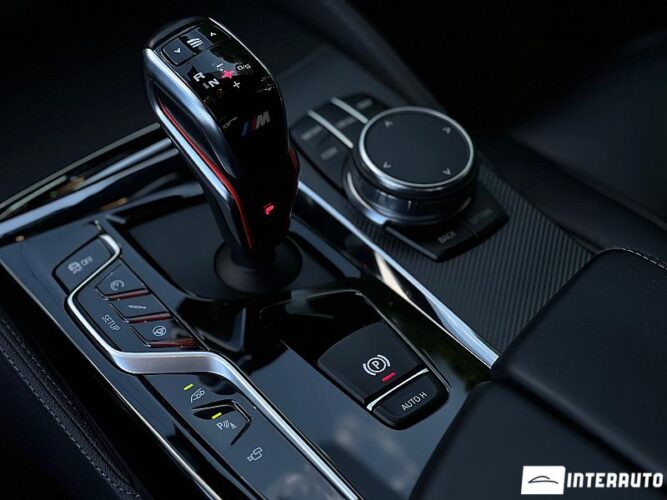 BMW M5 59 interauto-car