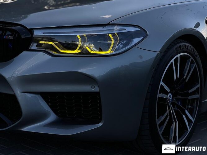 BMW M5 44 interauto-car