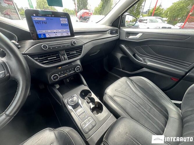 Ford Focus 49 interauto-car