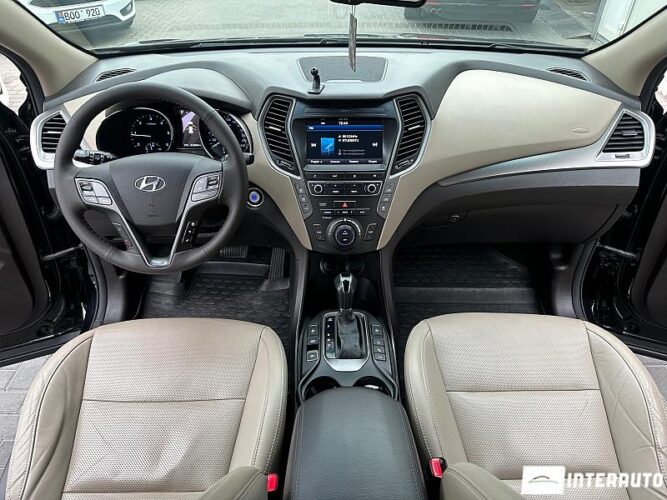 Hyundai Grand Santa Fe 42 hyundai Grand Santa Fe 2017