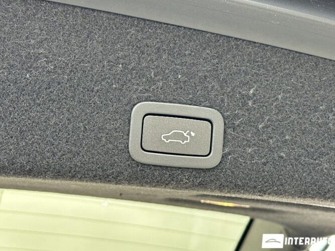 Volvo XC 60 42 interauto-car