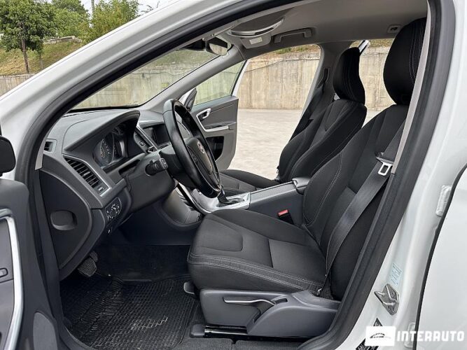 Volvo XC 60 32 interauto-car