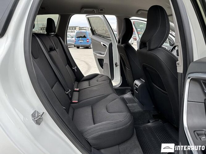 Volvo XC 60 34 interauto-car