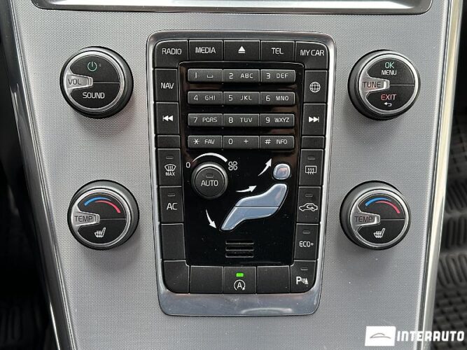 Volvo XC 60 40 interauto-car