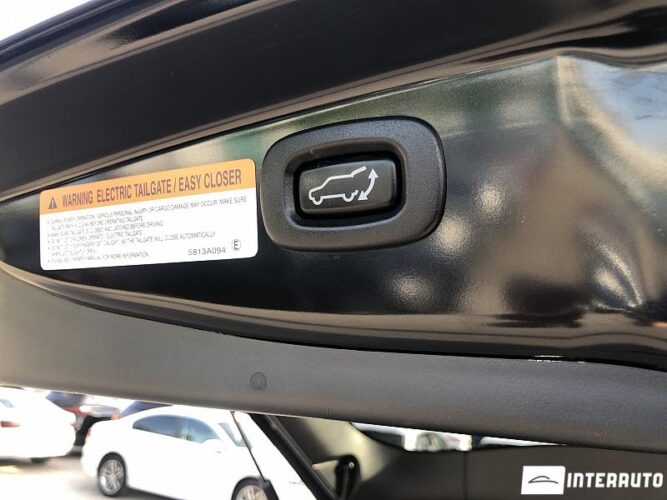 Mitsubishi Outlander 47 interauto-car