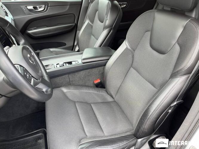 Volvo XC 60 41 interauto-car