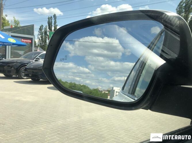 Toyota Rav-4 34 interauto-car