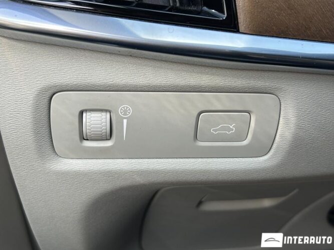 Volvo S 90 43 interauto-car