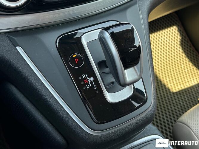 Honda CR-V 50 interauto-car