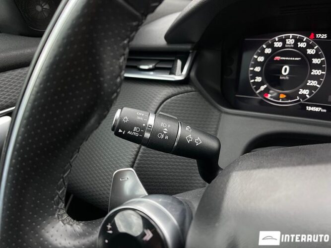 Land Rover Range Rover Velar 57 interauto-car