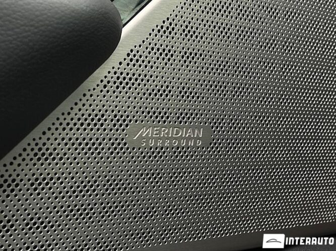 Land Rover Range Rover Velar 55 interauto-car