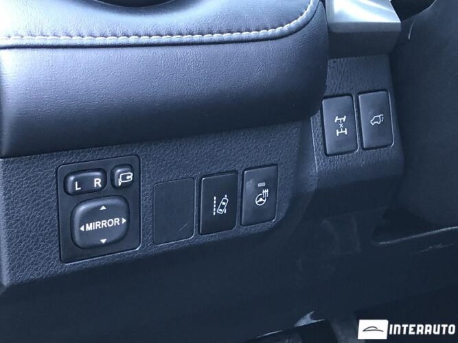 Toyota Rav-4 52 toyota Rav-4 2017