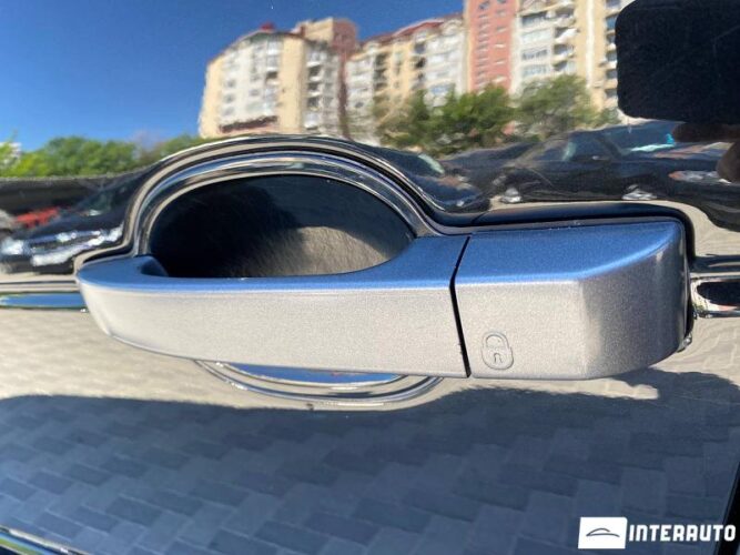 Land Rover Range Rover Vogue 38 interauto-car