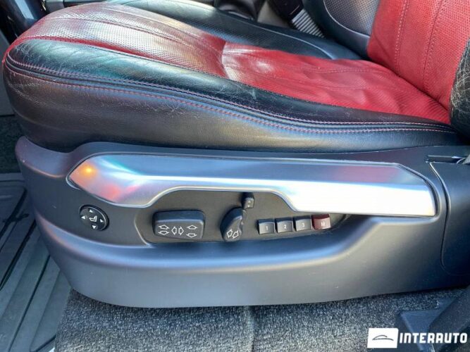 Land Rover Range Rover Vogue 50 interauto-car