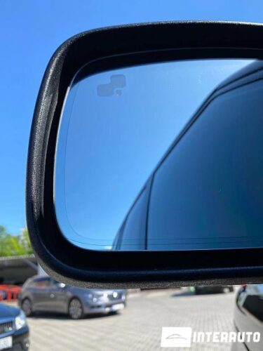 Land Rover Range Rover Vogue 39 interauto-car