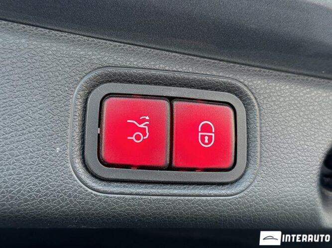 Mercedes E 220 63 interauto-car