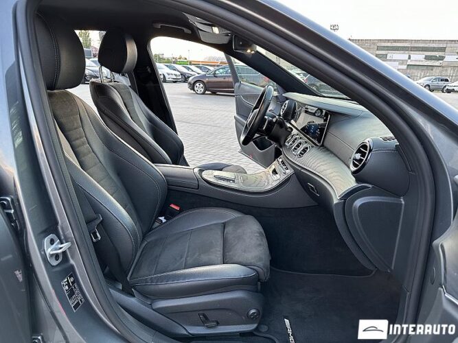 Mercedes E 220 48 interauto-car