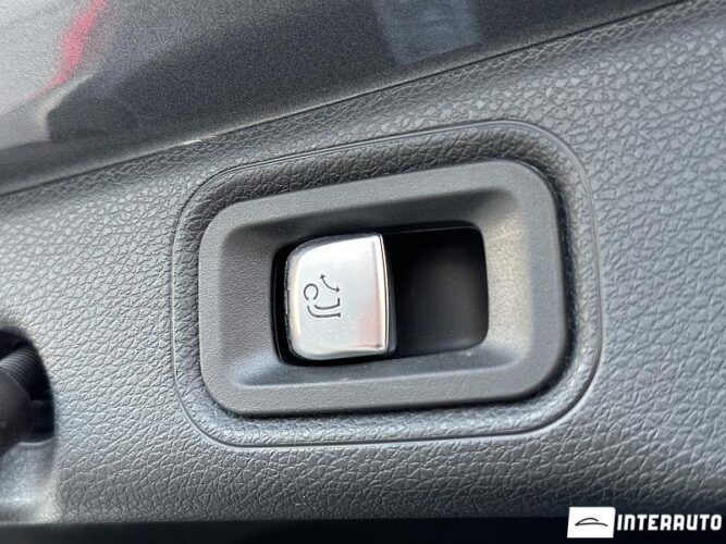 Mercedes E 220 62 interauto-car