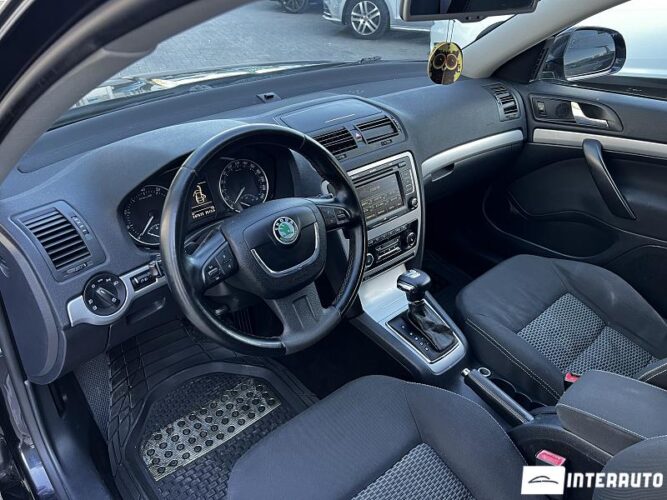 Skoda Octavia 34 interauto-car