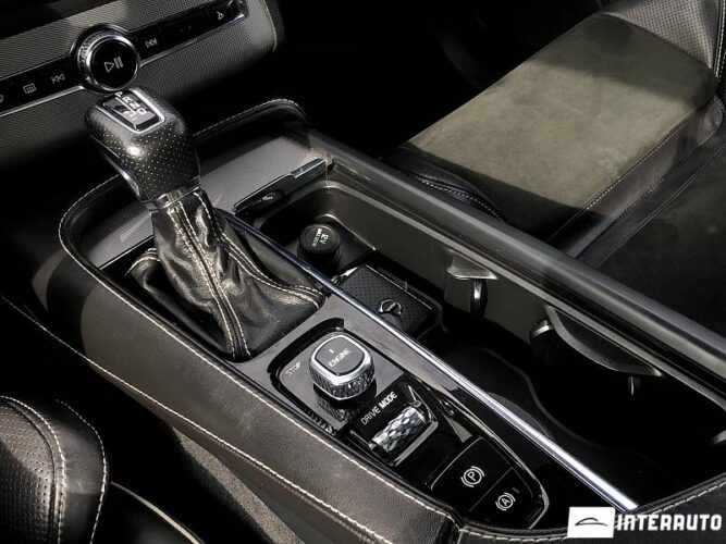 Volvo XC 90 41 interauto-car