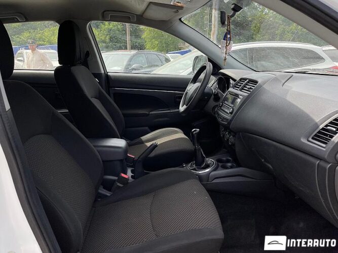 Mitsubishi ASX 43 interauto-car