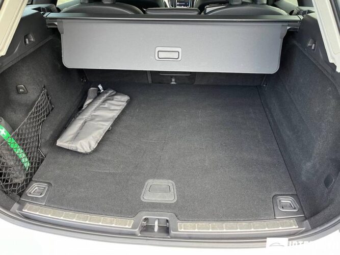 Volvo XC 60 47 interauto-car