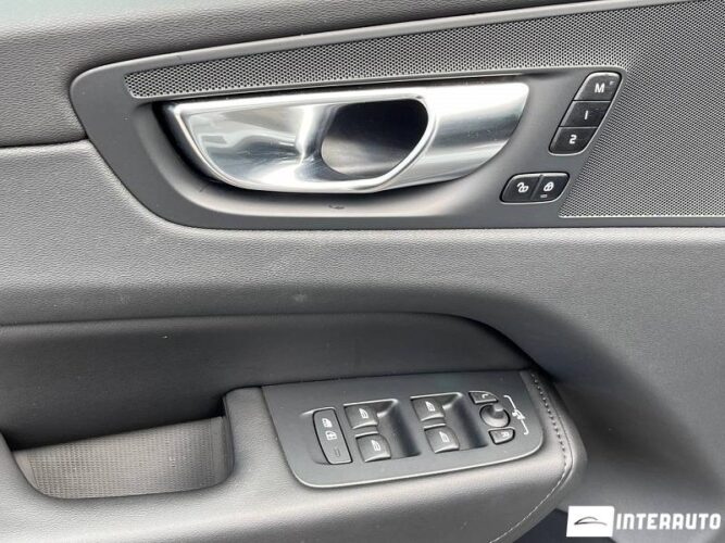 Volvo XC 60 34 interauto-car