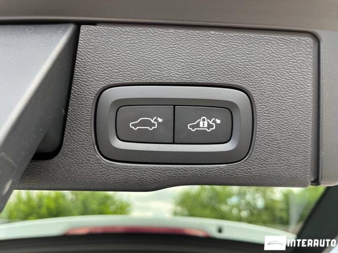 Volvo XC 60 48 interauto-car