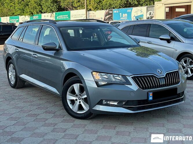 Skoda Superb 32 interauto-car