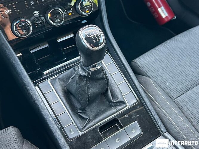 Skoda Superb 41 interauto-car