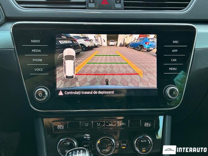 Skoda Superb 40 interauto-car