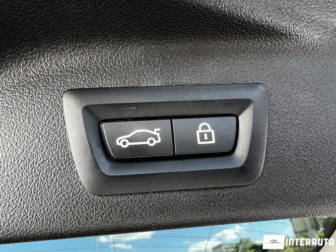 BMW X7 4.0i 69 interauto-car