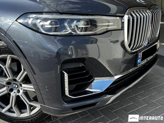 BMW X7 4.0i 72 interauto-car