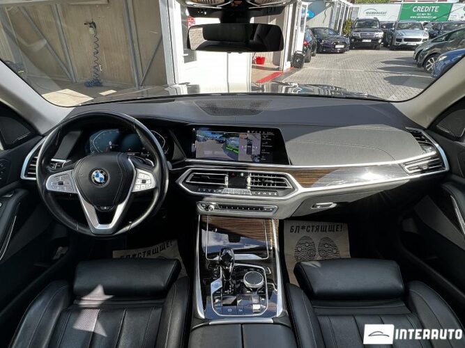 BMW X7 4.0i 48 interauto-car