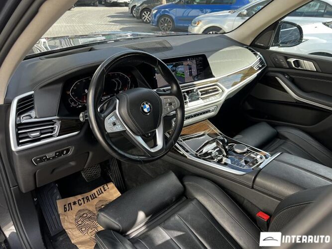 BMW X7 4.0i 49 interauto-car