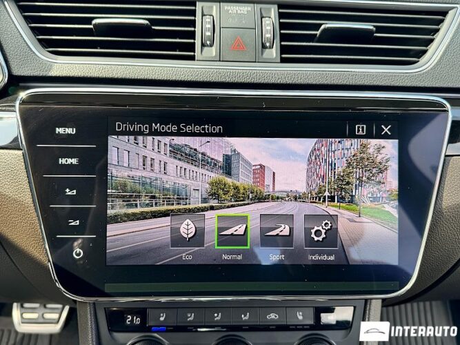 Skoda Superb 52 interauto-car