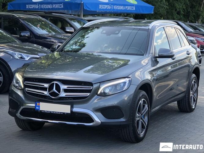 Mercedes GLC 350e 33 interauto-car