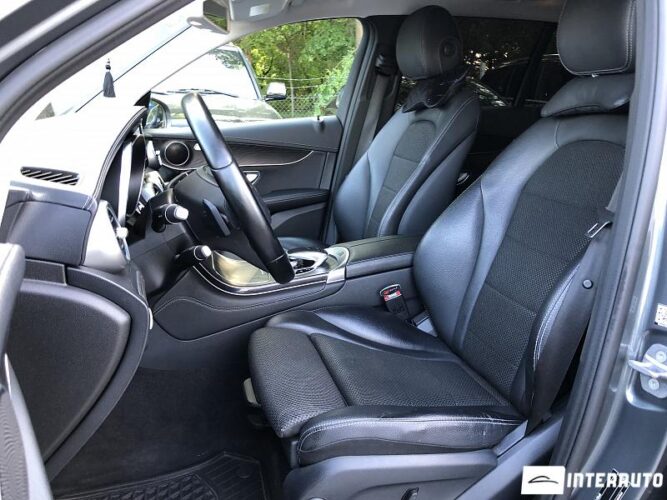 Mercedes GLC 350e 37 interauto-car