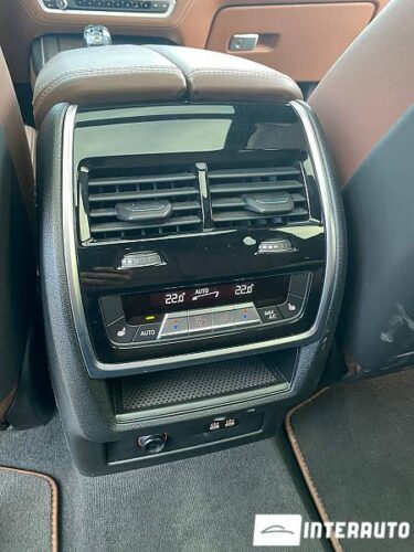 BMW X7 3.0d 58 interauto-car