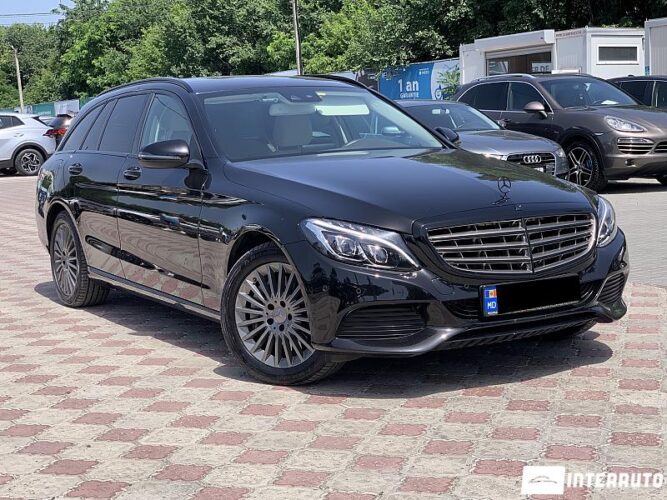Mercedes C 350e 37 interauto-car