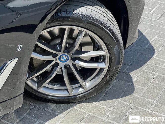 BMW 530e 48 interauto-car