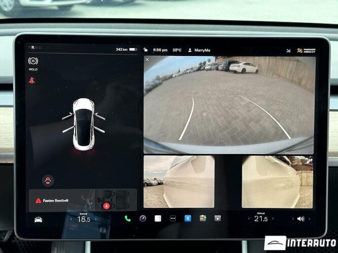 Tesla Model 3 40 interauto-car