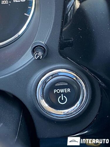 Mitsubishi Outlander 45 interauto-car